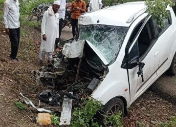 Ahmednagar Accident